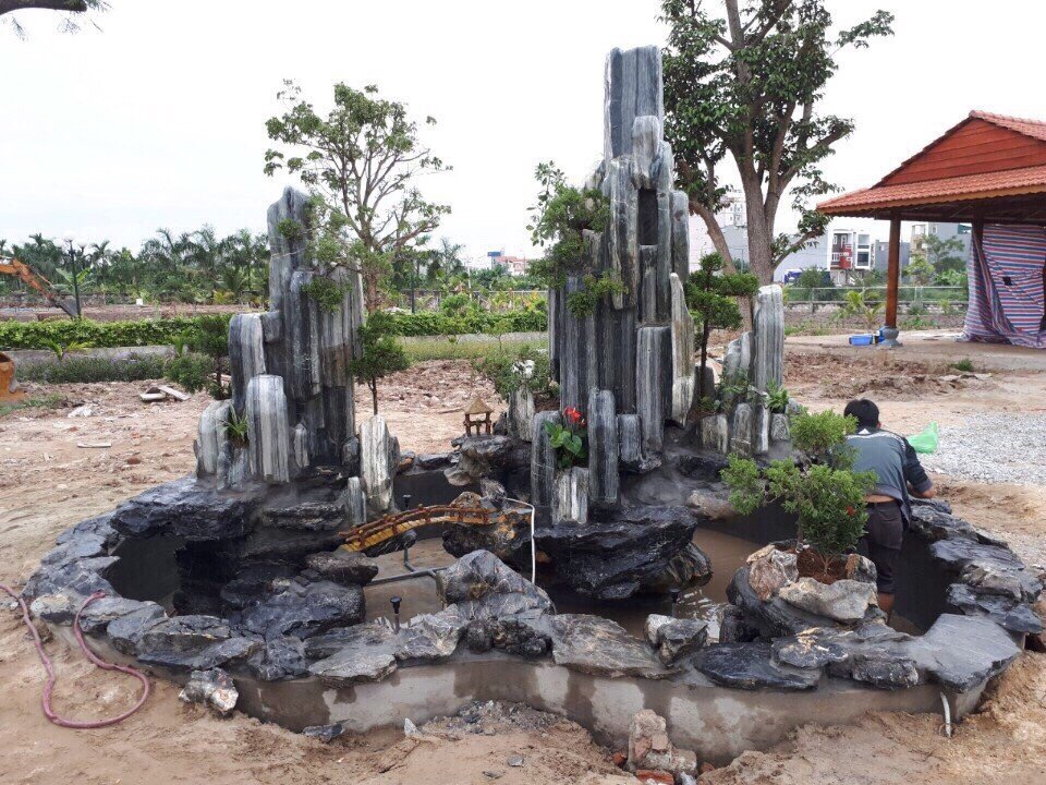 thi công hồ cá koi sân vườn -3